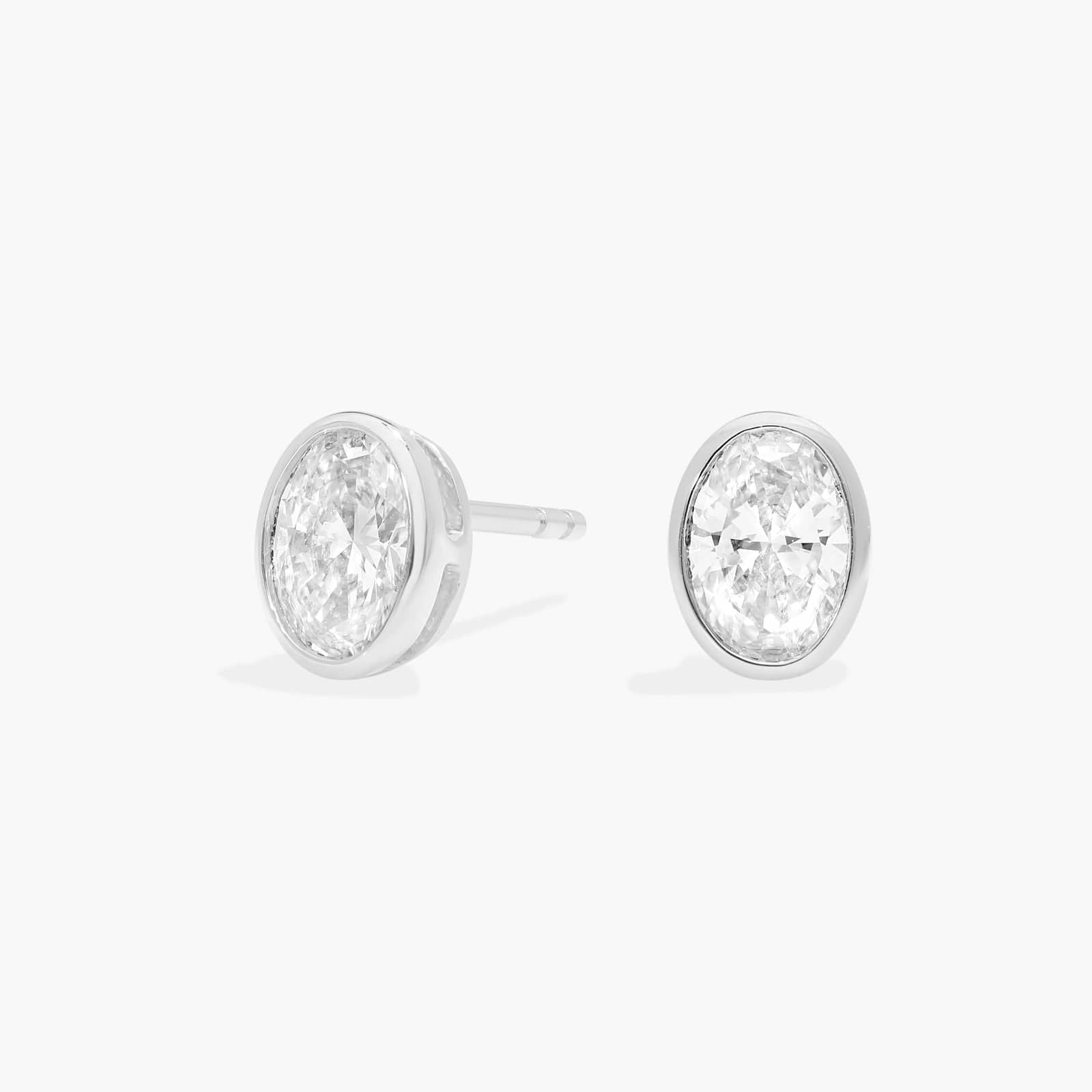 L’Orée Bezel Set Oval Cut Lab Grown Diamond