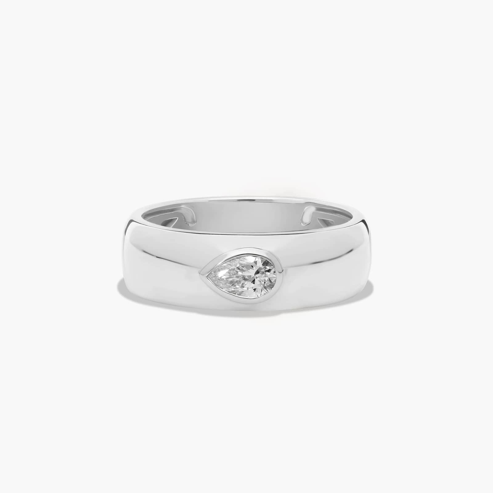 L’Orée Lab Grown Pear Shaped Diamond Ring