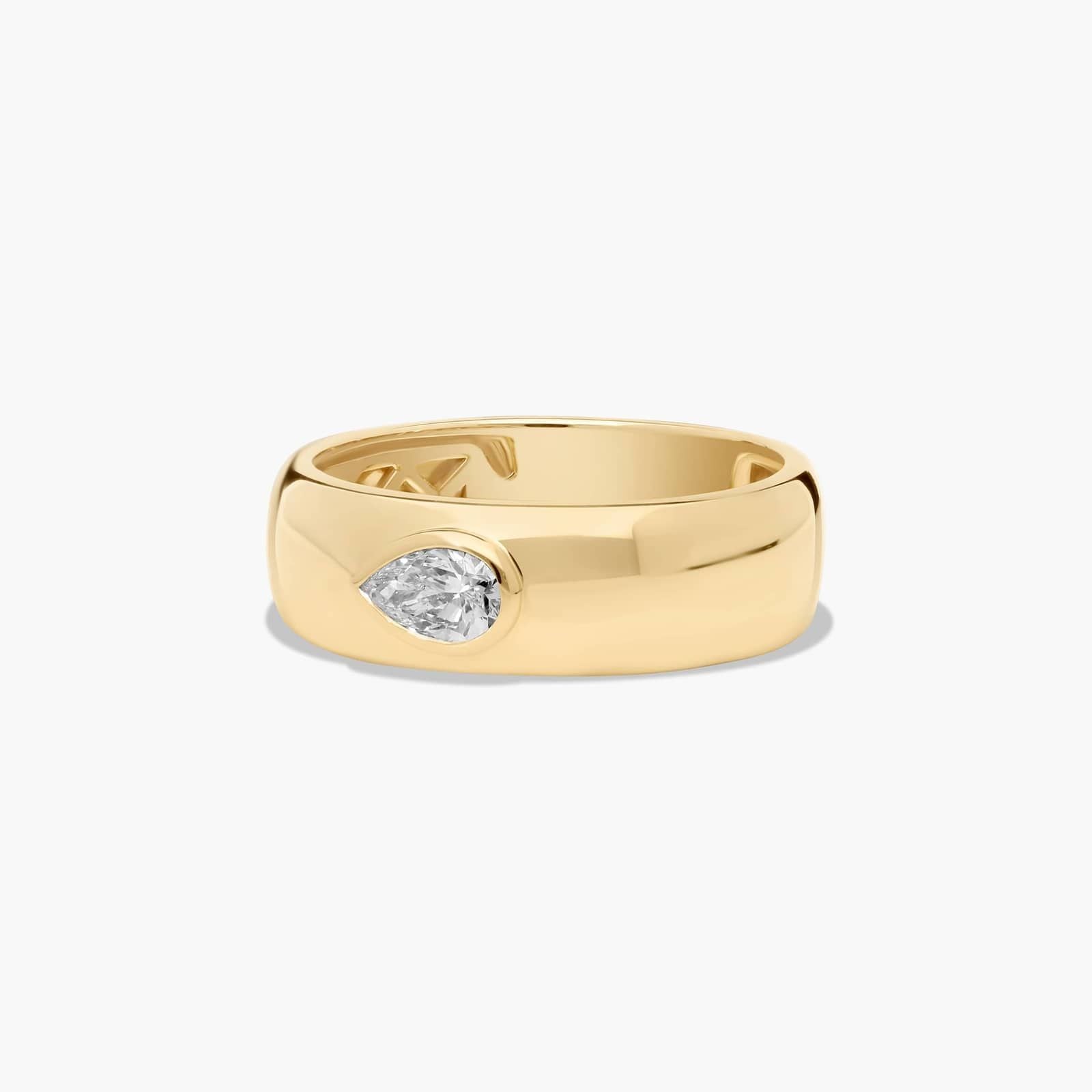 L’Orée Lab Grown Pear Shaped Diamond Ring