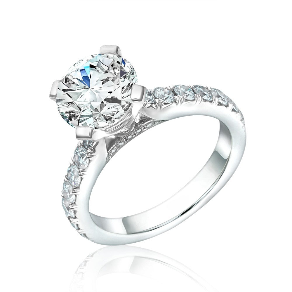 L’Orée Classic Round Cut Solitaire Engagement Ring