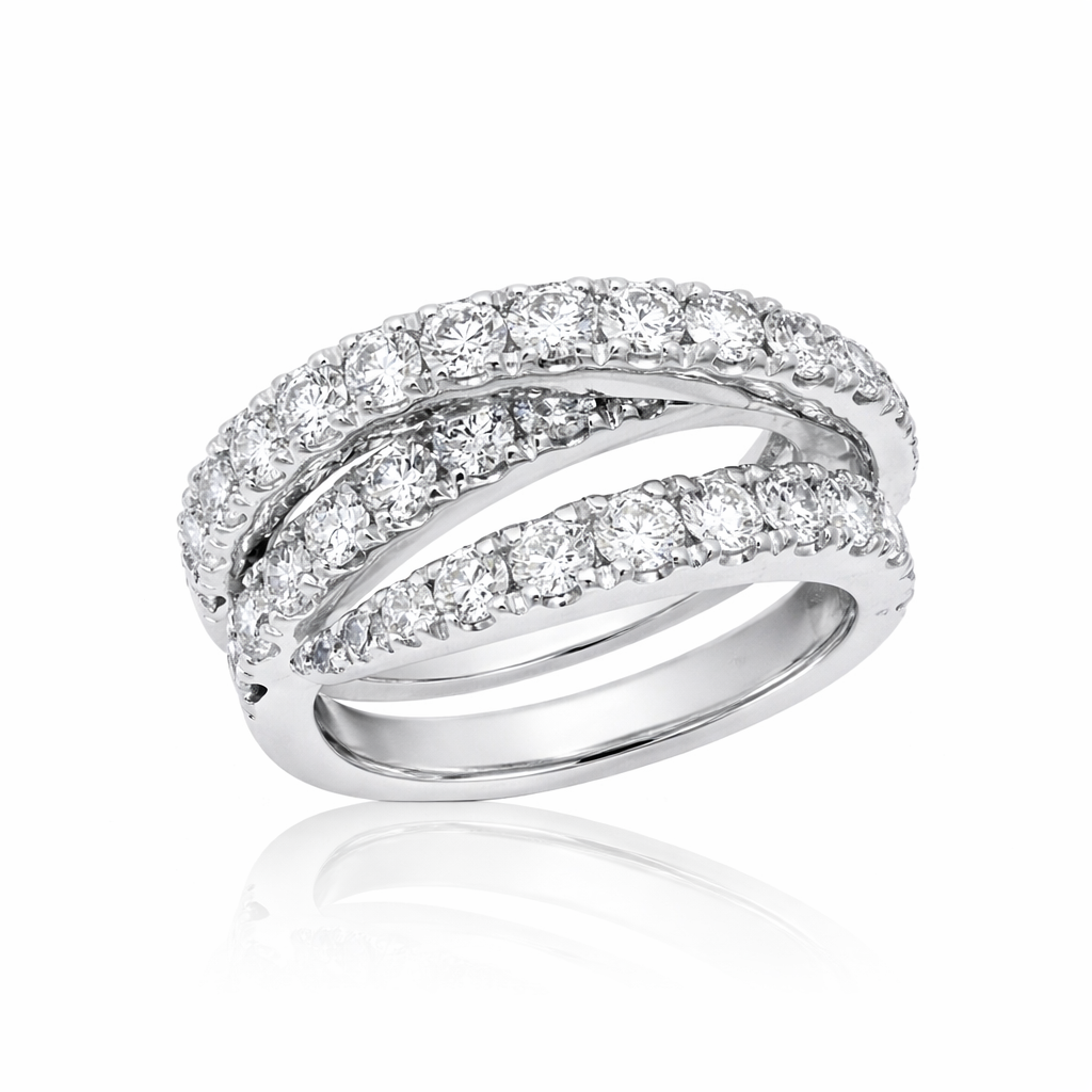 L’Orée Trinity Éclat Diamond Ring