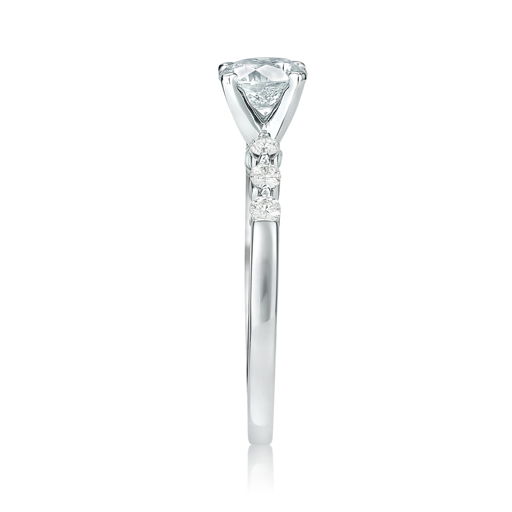 L’Orée Round Cut Solitaire Engagement Ring With Side Stones