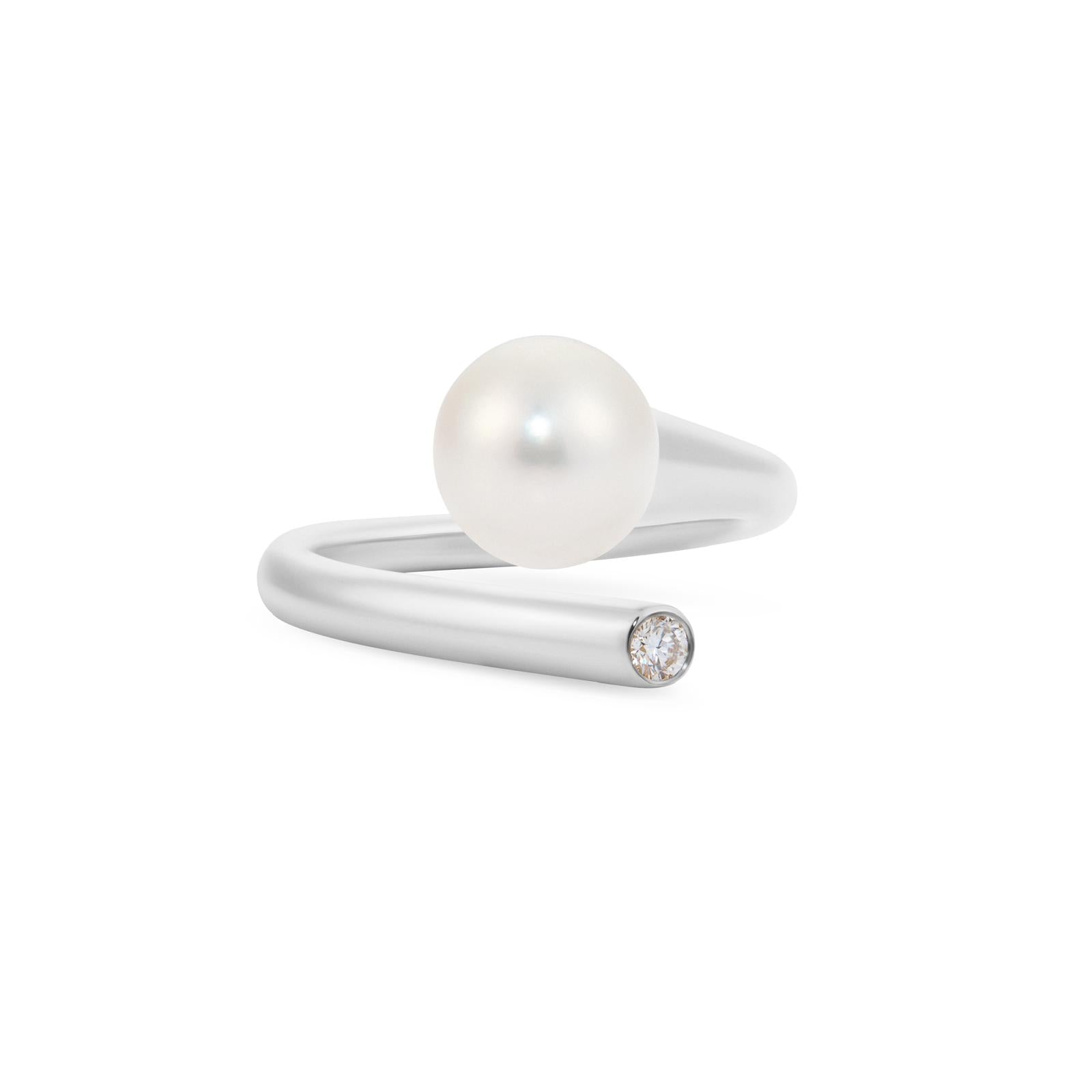 L’Orée Snake Pearl Diamond Ring